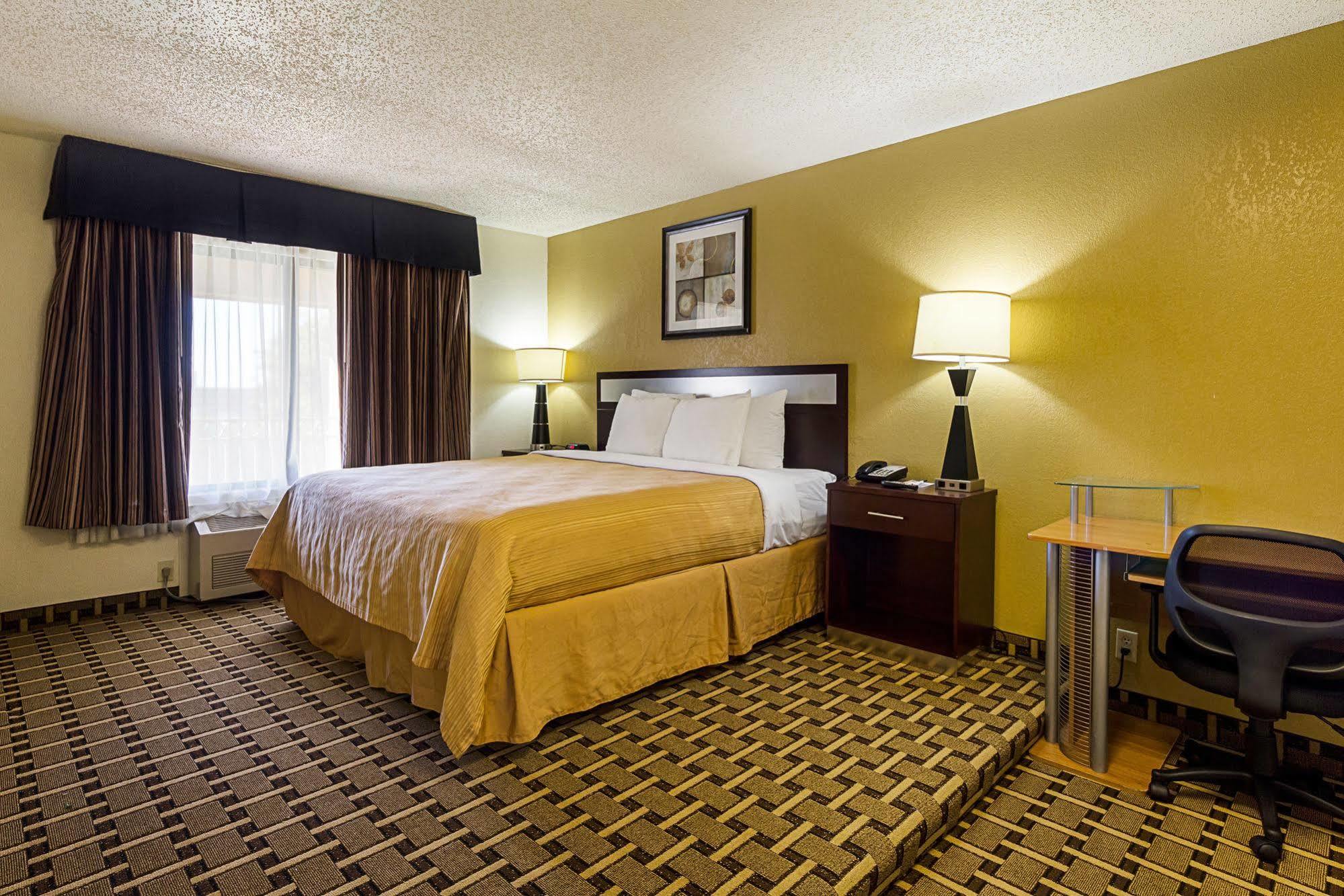 ชัวร์สเตย์ พลัส โฮเต็ล บาย เบสต์ เวสเทิร์น ซานแอนโทนิโอ นอร์ท Hotel ซานอันโตนิโอ ภายนอก รูปภาพ