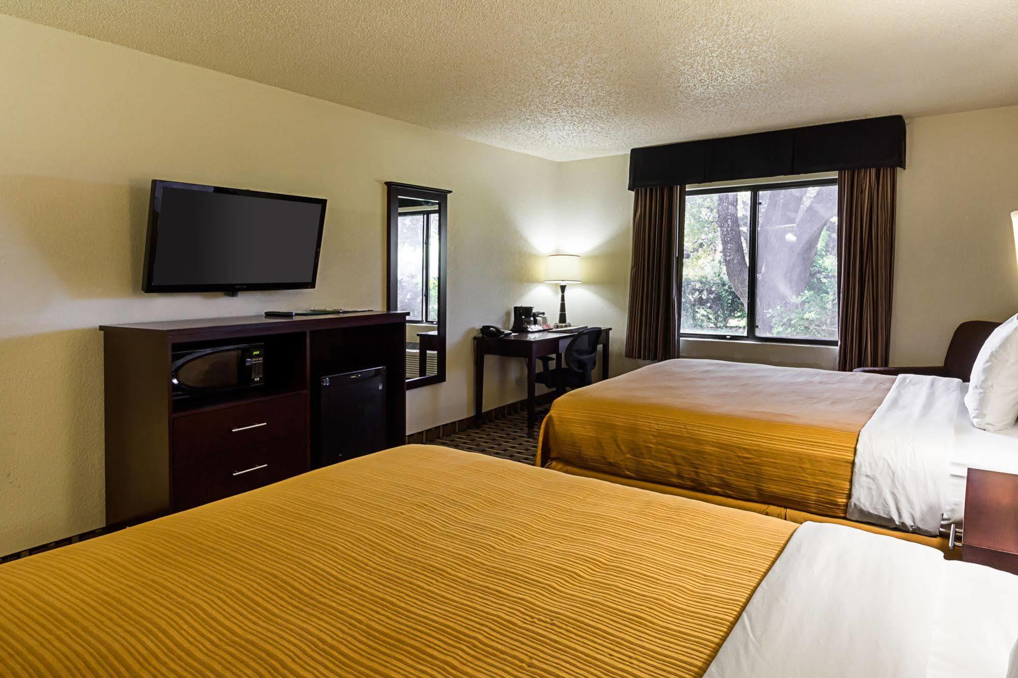 ชัวร์สเตย์ พลัส โฮเต็ล บาย เบสต์ เวสเทิร์น ซานแอนโทนิโอ นอร์ท Hotel ซานอันโตนิโอ ภายนอก รูปภาพ